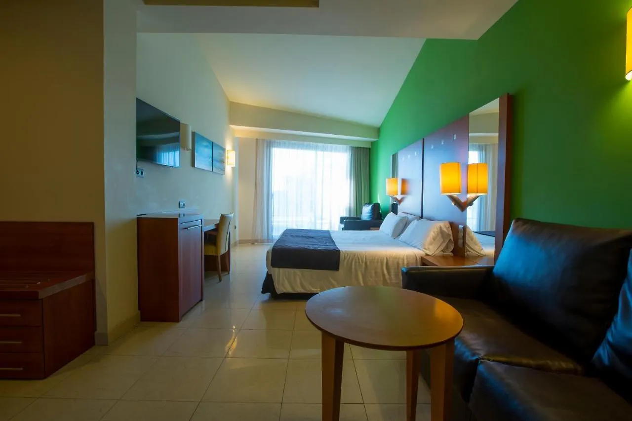 Hotel Miami Mar Sant Carles De La Rapita 4*,