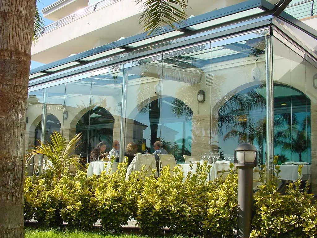 ****  Hotel Miami Mar Sant Carlos de la Ràpita Spanje